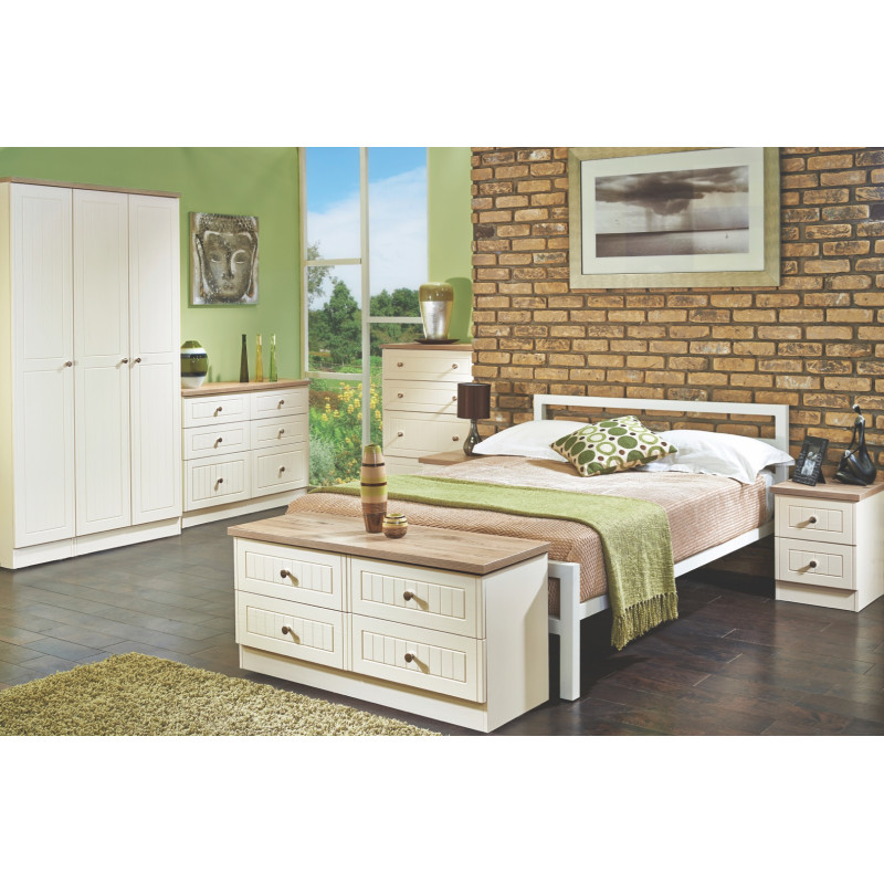 Vienna Tall Triple 2 Drawer Mirrored Wardrobe Vienna Tall Triple 2 Drawer Mirrored Wardrobe