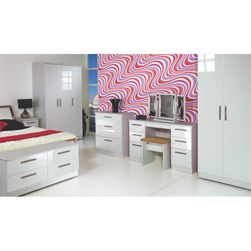 Knightsbridge 3 Drawer Vanity