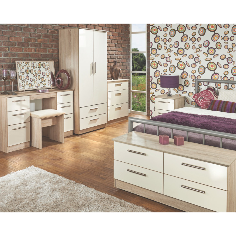 Contrast 4 Piece Set (B)